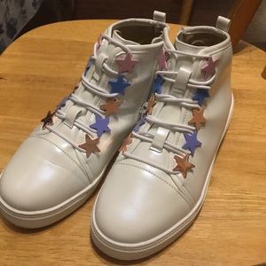 Brand new Booties white girls size 3